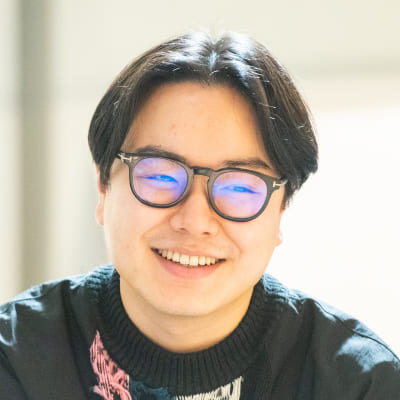 画像に alt 属性が指定されていません。ファイル名: prof1.jpg