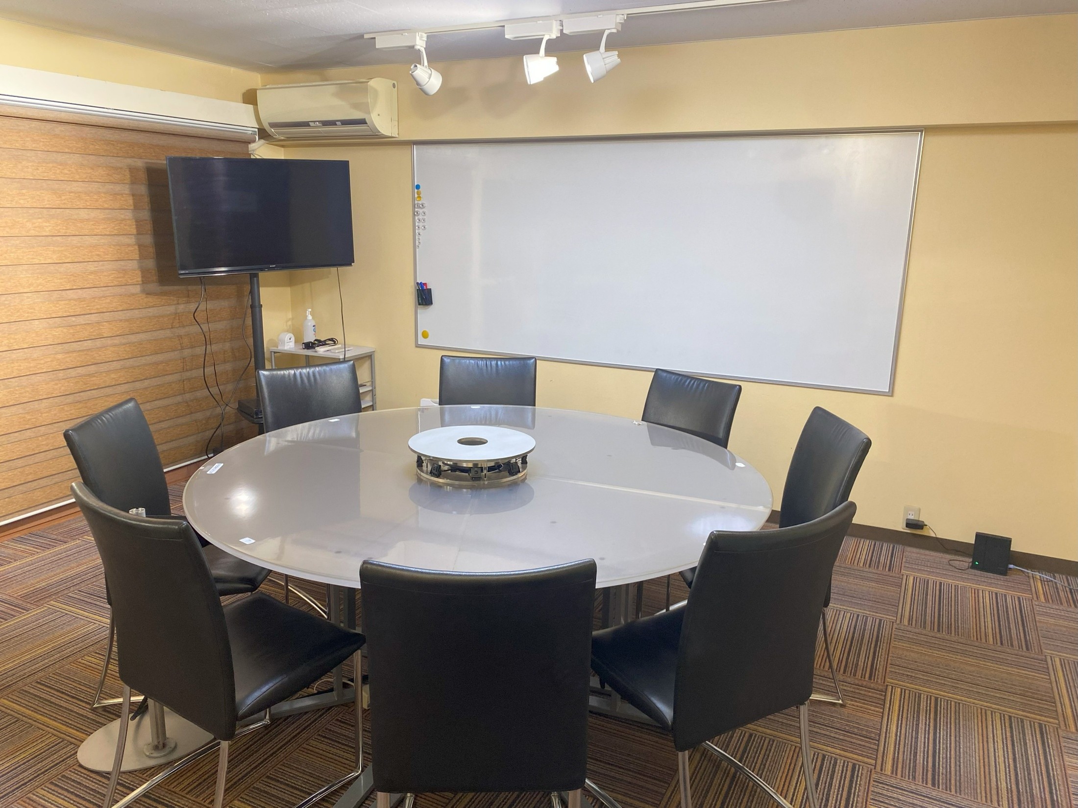 ウェルコインタビュールーム